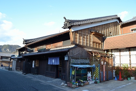 うだつのある屋根。
