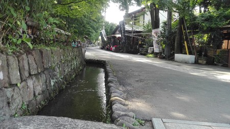 深大寺 なにかが違う?