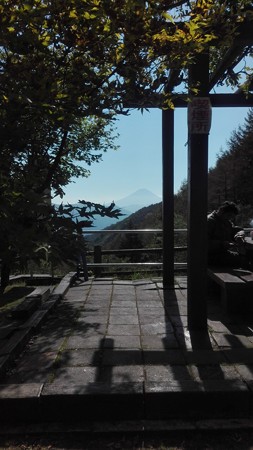 柳沢峠富士山