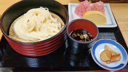 ふきや