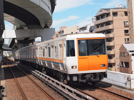 近鉄7000系 中央線朝潮橋駅03