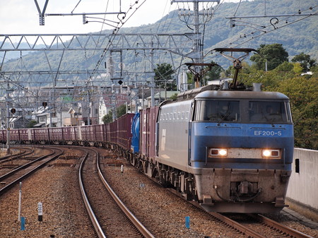 EF200貨物 東海道本線さくら夙川駅