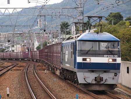 EF210貨物 東海道本線さくら夙川駅02