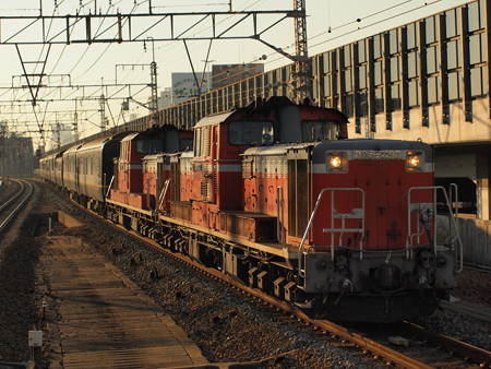 DD51重連 トワイライトエクスプレス東海道本線塚本駅02