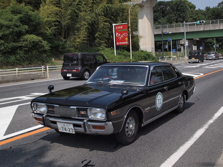 ニッサン グロリア