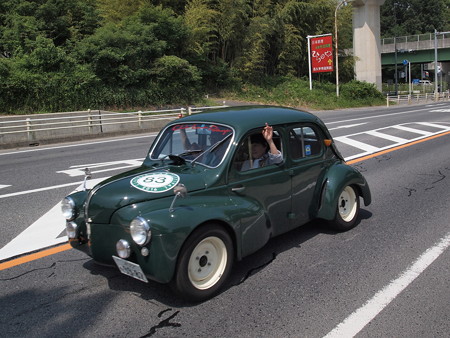 日産ルノー カロッツェリア ワタナベ