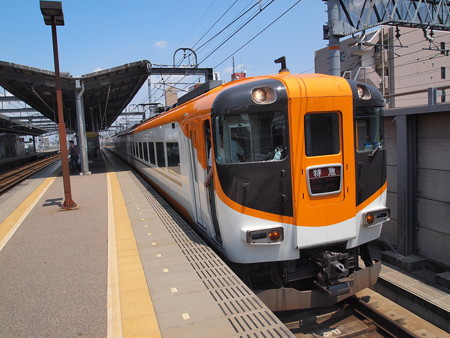 近鉄12400系回送 近鉄名古屋線八田駅02