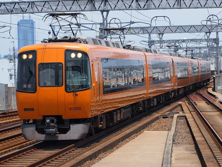 近鉄22000系名阪乙特急 近鉄名古屋線八田駅