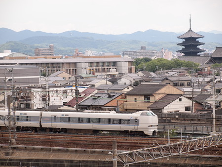 683系特急サンダーバード 東海道本線京都~西大路