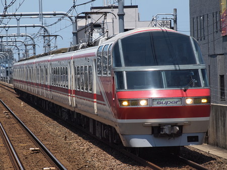 名鉄1000系特急 名鉄常滑線柴田駅01