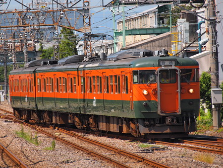 115系普通 上越線新前橋駅