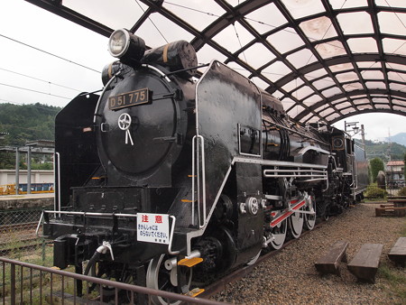 D51 木曽福島駅