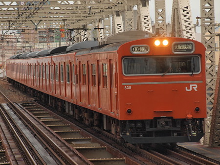103系普通 大阪環状線大正駅02