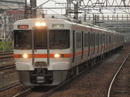 313系新快速 東海道本線神宮前駅02