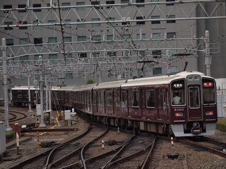 阪急9300系特急 阪急京都線梅田駅02