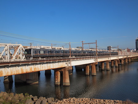 207系普通 東海道本線新大阪~大阪03