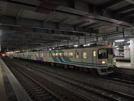 阿武隈急行8100系普通 東北本線仙台駅01