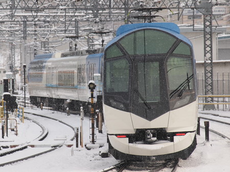 近鉄50000系しまかぜ 近鉄名古屋線米野駅01
