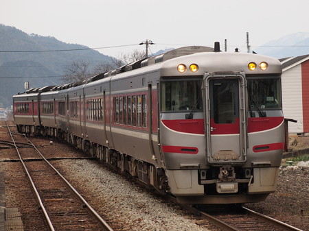 キハ189系特急はまかぜ播但線新井駅01