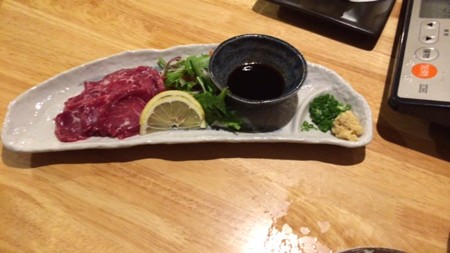 馬刺し