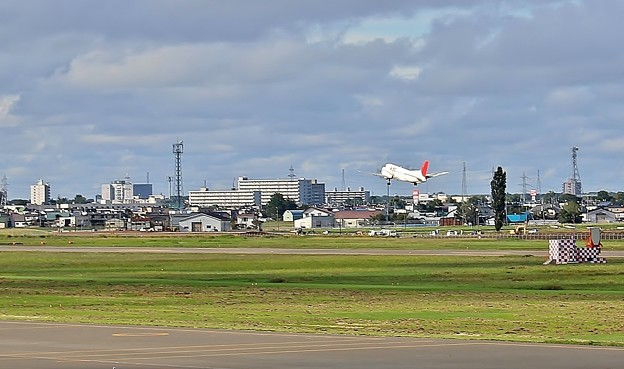 札幌丘珠空港にて(OKADAMA Airport) (8)