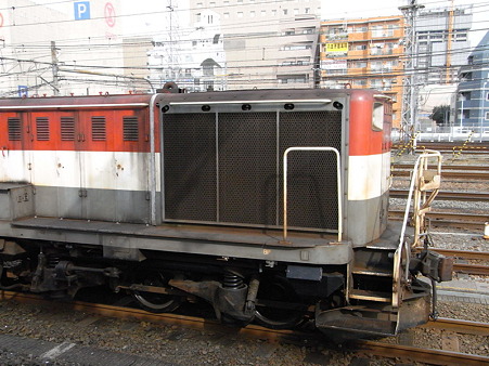 DE10-1136(八王子駅)