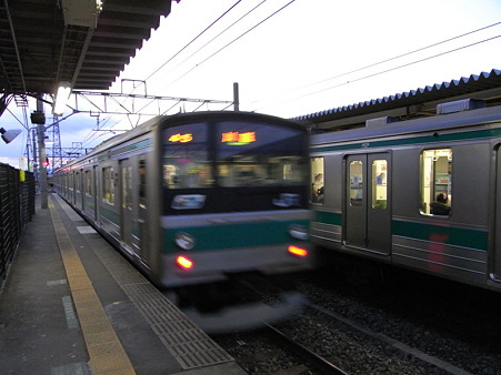 205系(指扇駅)2