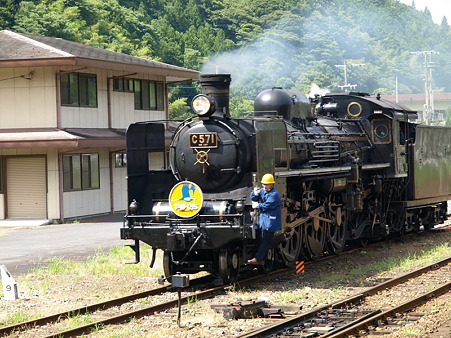 C57-1(津和野駅)3