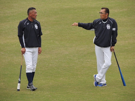 近藤コーチと森監督。