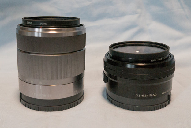 【E18_55mm f3.5_5.6 OSS】との比較