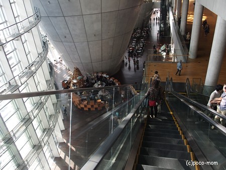 国立新美術館 PB130506