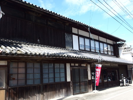 PA256696