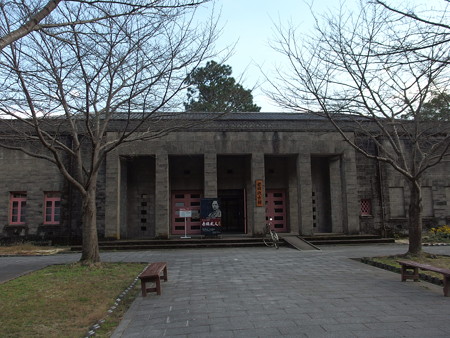 PB036857