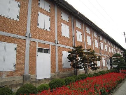 東置繭所