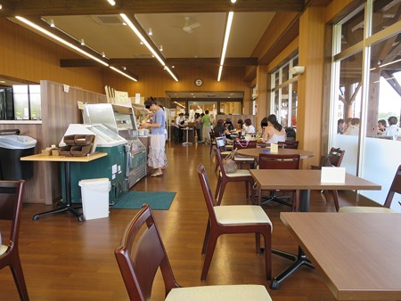 六花の里 店内の様子