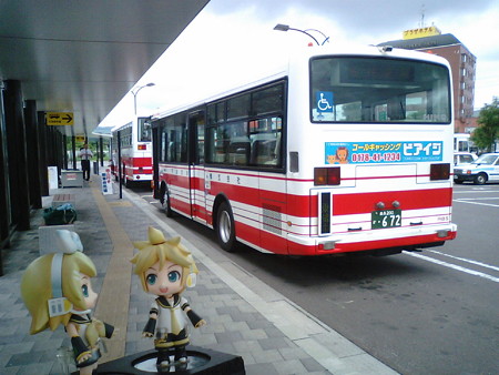 ■ 下北駅 9:05 → 大間崎 10:47 バス(下北交通) リン:「今...