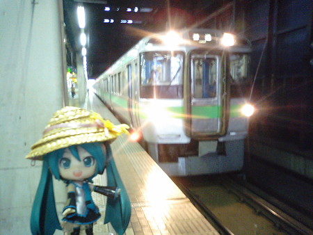 ■札幌 6:51 → 小樽 7:37 122M 普通