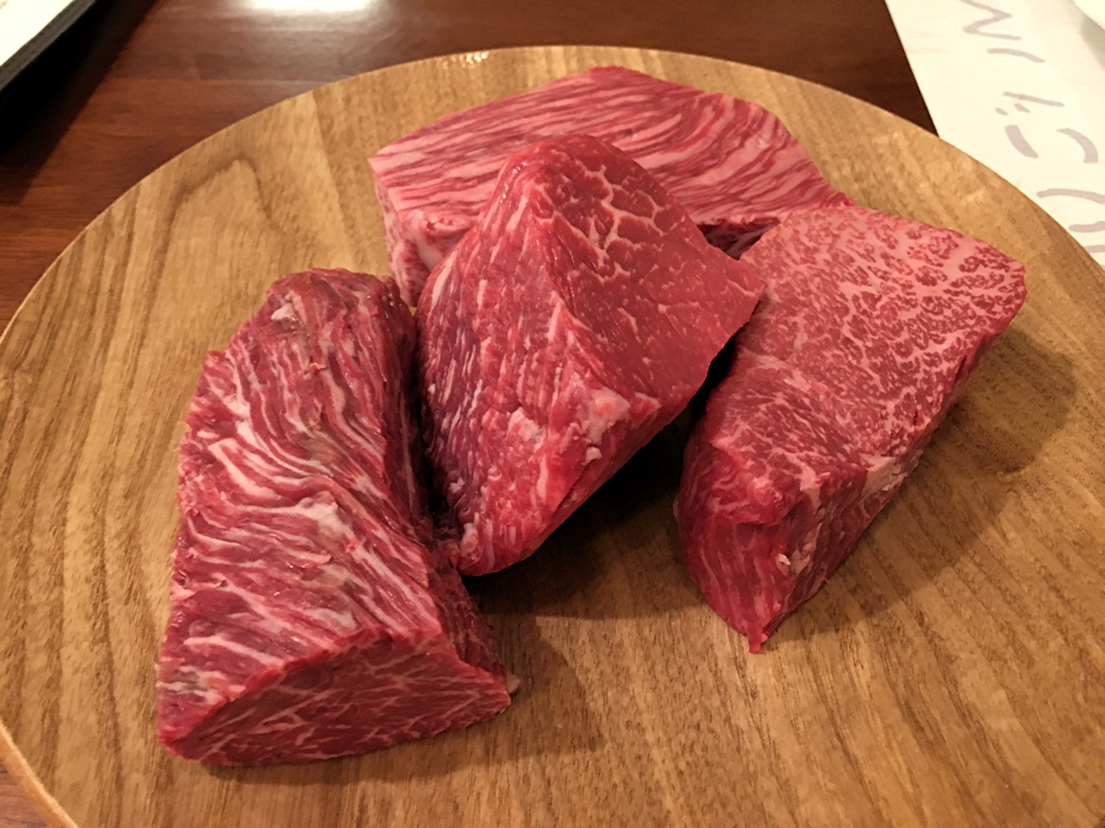 盛り合わせの肉