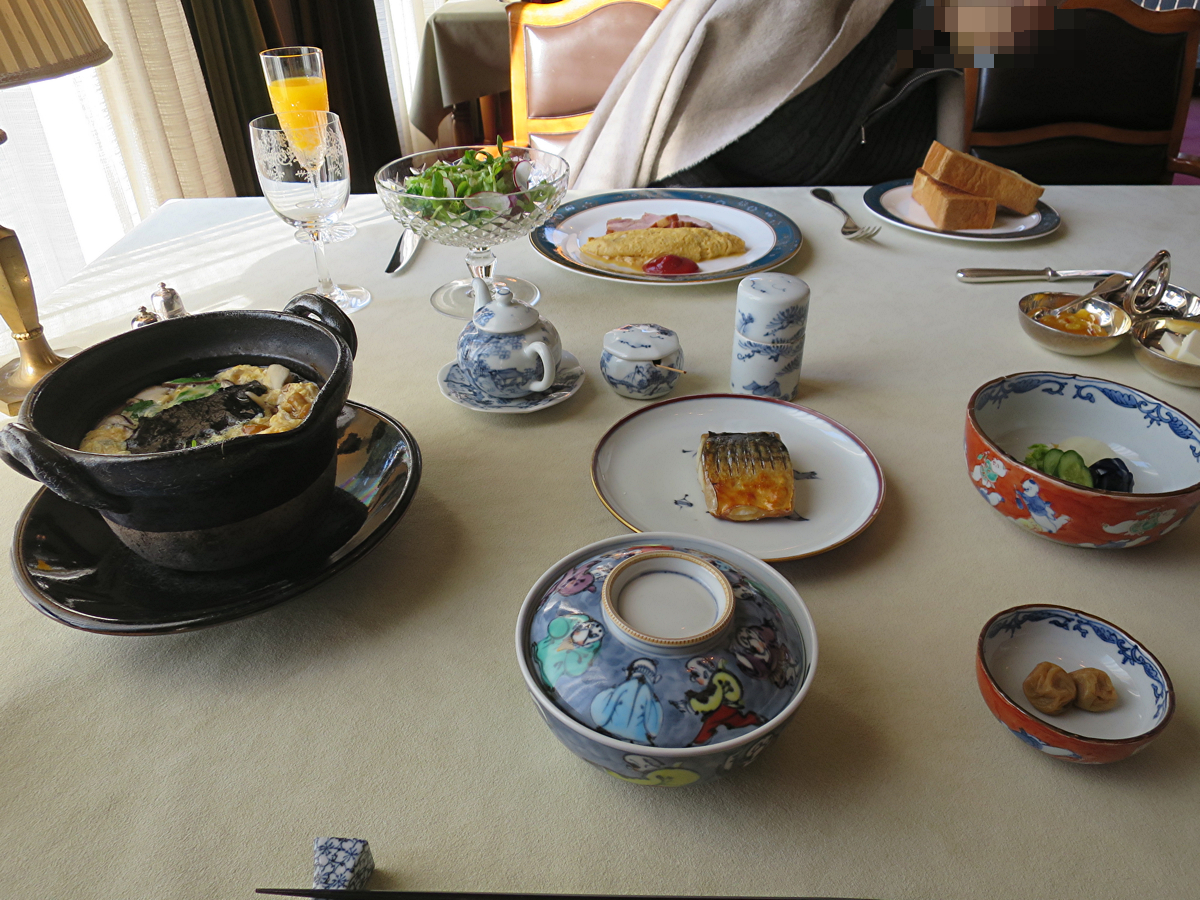 朝食全景
