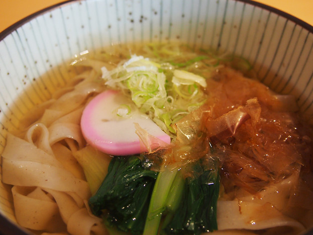 むらさき麦きしめん