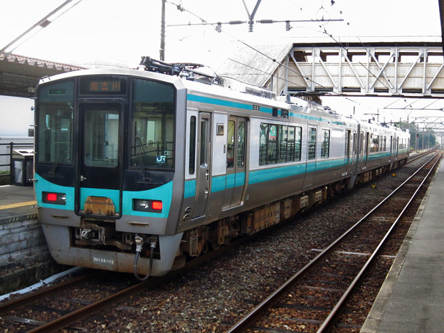 125系