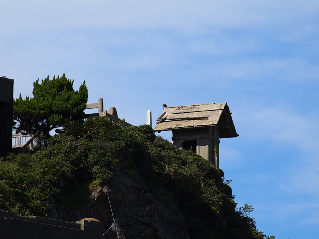 端島神社の祠