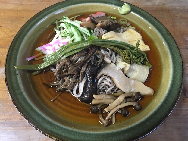 冷やし山菜そば