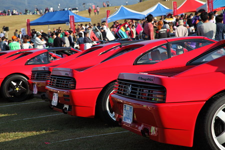 スーパーカーミーティング