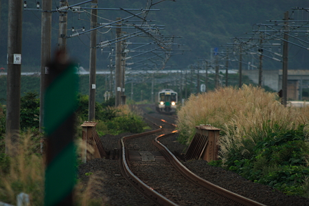 ７１９系５５００番台　かみのやま温泉駅付近高松踏切