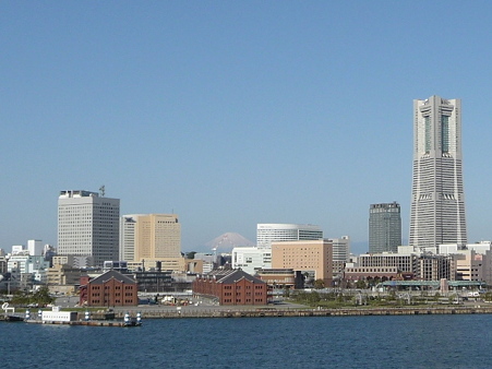 100322-大桟橋 客船2隻 (5)改