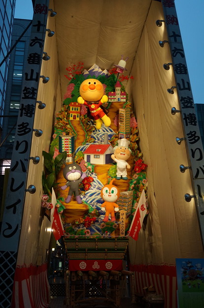 16 げんき一○○倍 アンパンマンの飾り山笠 (11)