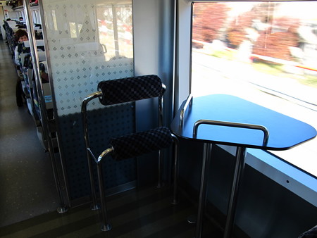E257系特急あづさ3号車内1