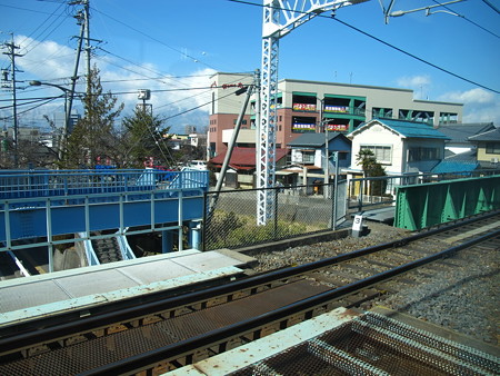 松本駅発車直後