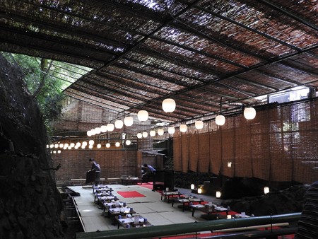 貴船荘 川床05-2